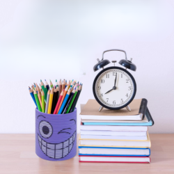 SPRĘŻYNA DLA DZIECI MAGICZNA SPRĘŻYNKA MAGIC SPRINGS EMOJI FIOLETOWA