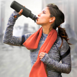 DUŻY RĘCZNIK PLAŻOWY SZYBKOSCHNĄCY Z MIKROFIBRY SPORTOWY NA SIŁOWNIĘ BASEN 120CM