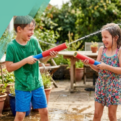 PISTOLET PIANKOWY NA WODE TUBA WODNA SIKAWKA DLA DZIECI ZABAWKA PLAŻA